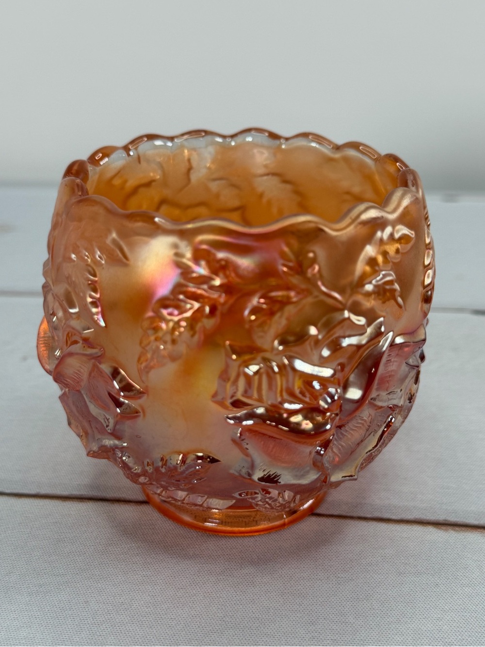 Antique 1910 Dugan Marigold "Wreath of Roses" Carnival Glass Small Rose Bowl - Picture 2 of 11